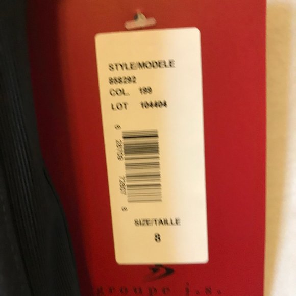 Black, Floor-Length Dress with Ruffle Design - Picture 6 of 6